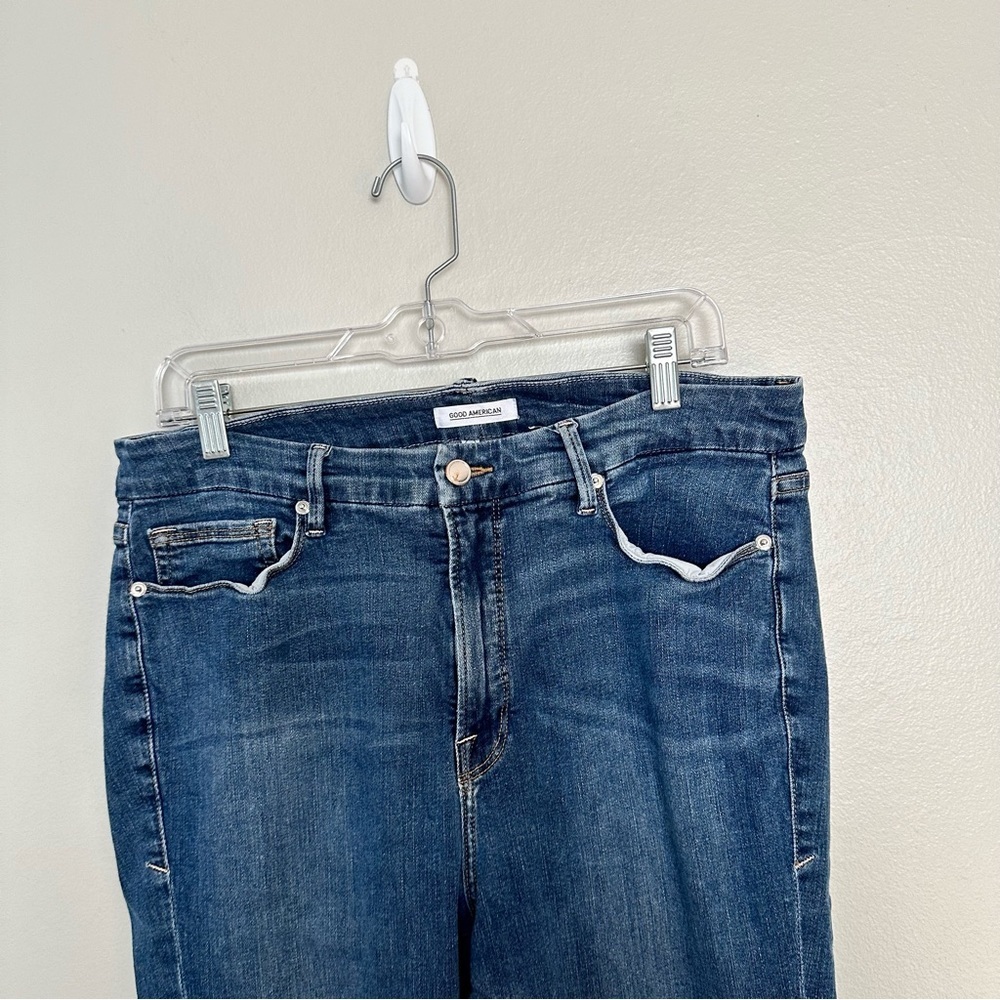 Good American Good Legs Skinny Jeans - Picture 5 of 11